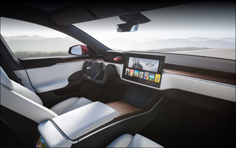 特斯拉全新改款 Model S 實車曝光！但未配備 Yoke 平把方向盤，而是新版圓形方向盤 - 電腦王阿達