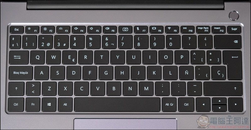 HUAWEI MateBook 14 開箱 - 09 HUAWEI MateBook 14 開箱 - 09
