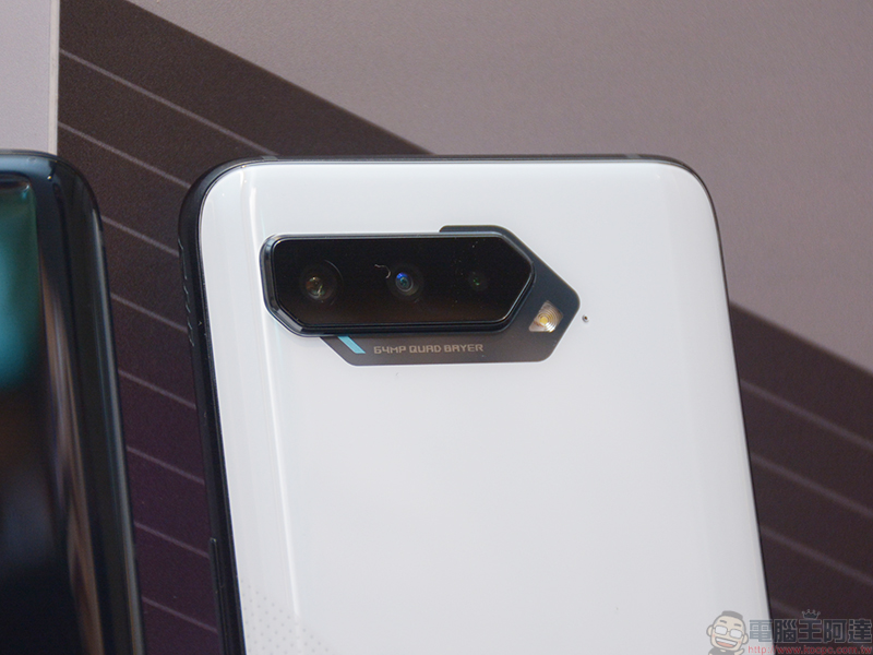 ROG Phone 5 正式發表,3款機型滿足你的高強度遊戲需求 - 電腦王阿達 ROG Phone 5 正式發表,3款機型滿足你的高強度遊戲需求 - 電腦王阿達