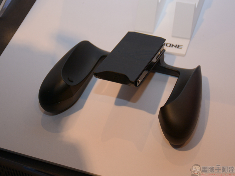 ROG Phone 5 正式發表,3款機型滿足你的高強度遊戲需求 - 電腦王阿達 ROG Phone 5 正式發表,3款機型滿足你的高強度遊戲需求 - 電腦王阿達