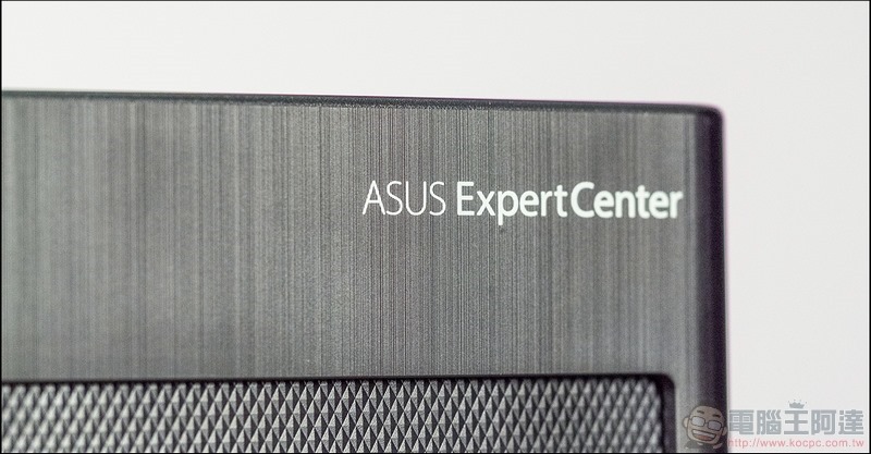 ASUS ExpertCenter D9 Tower (M900TA) 開箱 - 03 ASUS ExpertCenter D9 Tower (M900TA) 開箱 - 03