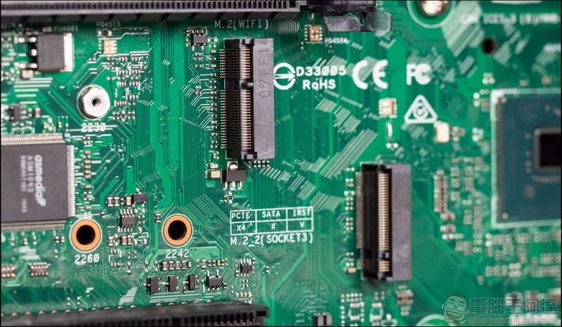 ASUS ExpertCenter D9 Tower (M900TA) 開箱 - 13 ASUS ExpertCenter D9 Tower (M900TA) 開箱 - 13