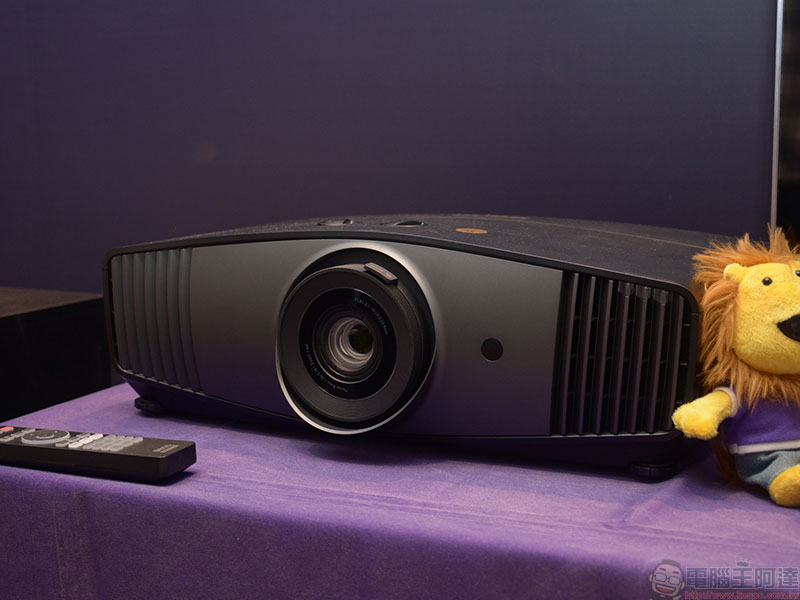 BenQ 春季品項推出,最新款 ScreenBar Halo 螢幕掛燈搶先亮相 - 電腦王阿達 BenQ 春季品項推出,最新款 ScreenBar Halo 螢幕掛燈搶先亮相 - 電腦王阿達