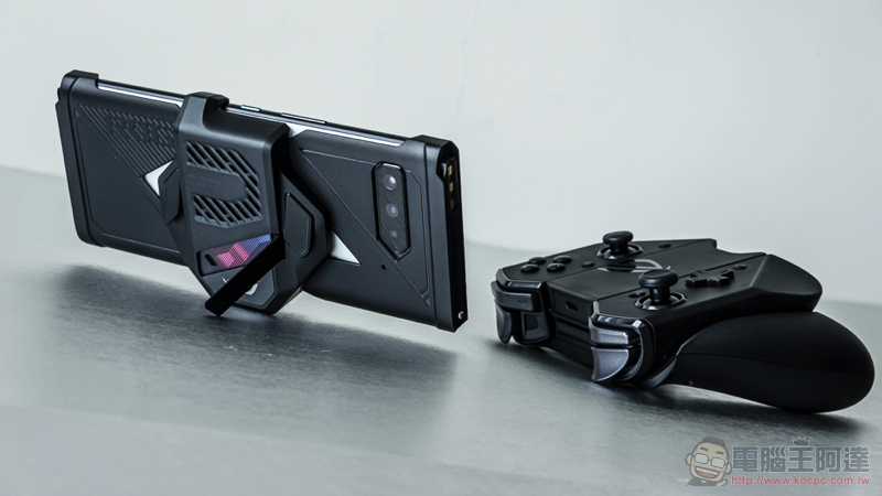 電競機皇 ROG Phone 5 Ultimate 預購正式啟動，大禮包＋免費宅配讓你居家防疫也能爽爽開箱 - 電腦王阿達