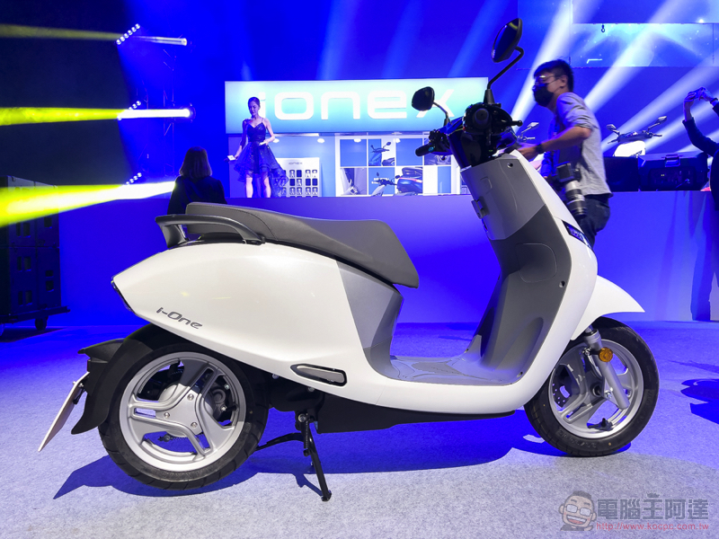 光陽 ionex 性能換電車 S7 與 S7R 登場,給 Gogoro 不只一點好看 - 電腦王阿達 光陽 ionex 性能換電車 S7 與 S7R 登場,給 Gogoro 不只一點好看 - 電腦王阿達