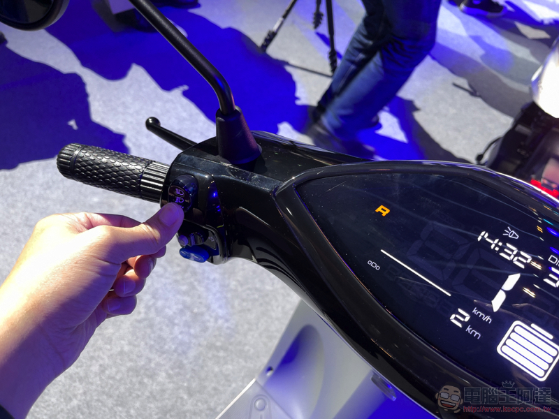 光陽 ionex 性能換電車 S7 與 S7R 登場,給 Gogoro 不只一點好看 - 電腦王阿達 光陽 ionex 性能換電車 S7 與 S7R 登場,給 Gogoro 不只一點好看 - 電腦王阿達