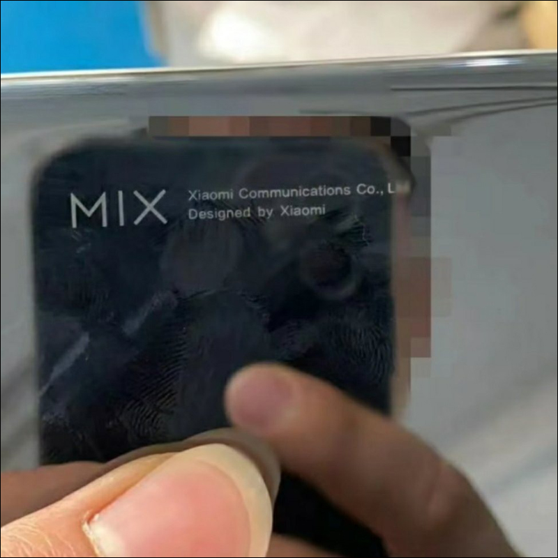 小米 MIX 摺疊手機模具曝光!採用內翻摺設計,傳聞今年上半年發表 - 電腦王阿達 小米 MIX 摺疊手機模具曝光!採用內翻摺設計,傳聞今年上半年發表 - 電腦王阿達