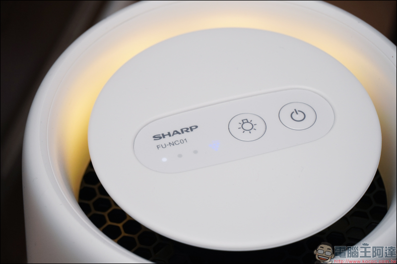 Baby SHARP 最主動的空氣清淨機 FU-NC01 開箱動手玩,小巧尺寸適合擺放家中任意場所、內建夜燈模式、清潔超簡單 - 電腦王阿達 Baby SHARP 最主動的空氣清淨機 FU-NC01 開箱動手玩,小巧尺寸適合擺放家中任意場所、內建夜燈模式、清潔超簡單 - 電腦王阿達