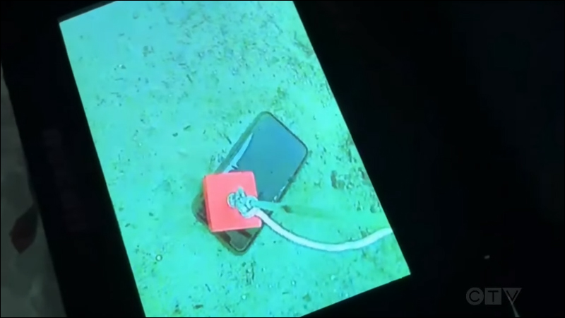 iPhone 11 Pro 不慎掉入結冰的湖泊中「潛水 30 天」，撈起後仍然倖存且功能一切正常 - 電腦王阿達
