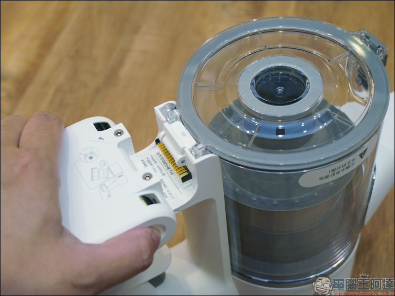 Dreame 追覓 T10 無線吸塵器開箱動手玩|120AW 強勁吸力、60 分鐘持久續航、可替換電池組、一鍵持續清潔、 0.6L 大容量 - 電腦王阿達 Dreame 追覓 T10 無線吸塵器開箱動手玩|120AW 強勁吸力、60 分鐘持久續航、可替換電池組、一鍵持續清潔、 0.6L 大容量 - 電腦王阿達
