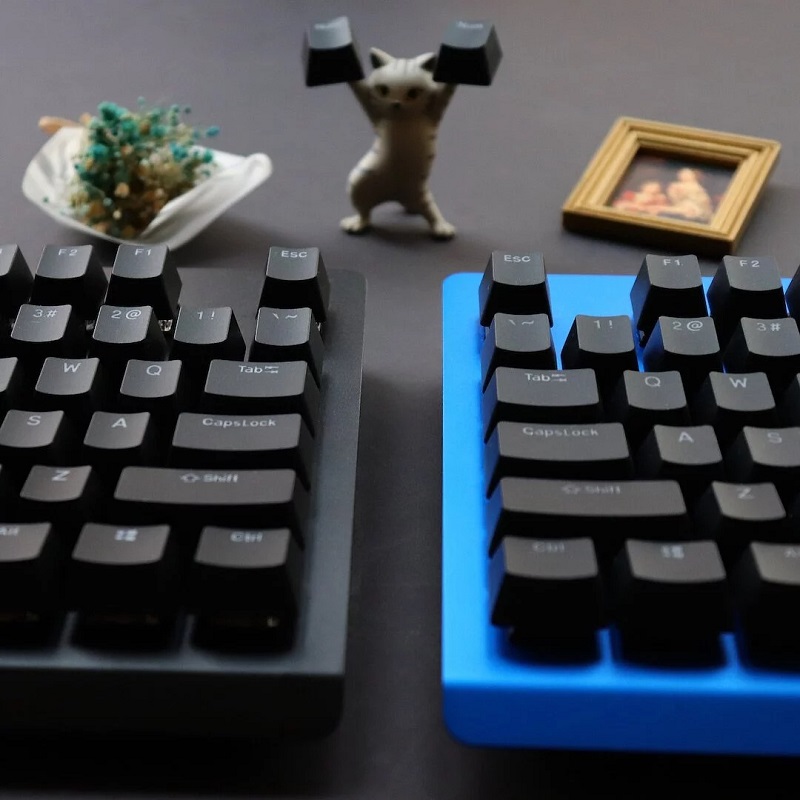 iRocks推出「K65M 愛麗絲夢遊仙境版」主打全世界首把鏡射配列鍵盤 - 電腦王阿達 iRocks推出「K65M 愛麗絲夢遊仙境版」主打全世界首把鏡射配列鍵盤 - 電腦王阿達