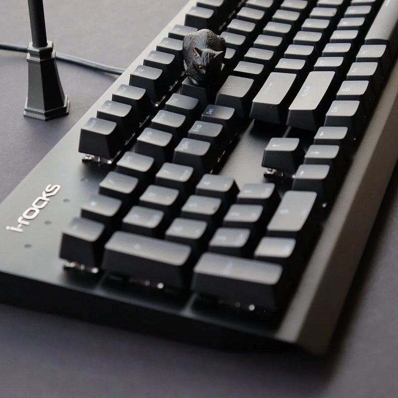 iRocks推出「K65M 愛麗絲夢遊仙境版」主打全世界首把鏡射配列鍵盤 - 電腦王阿達