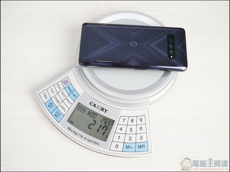 黑鯊 4 電競手機開箱 - 16 黑鯊 4 電競手機開箱 - 16