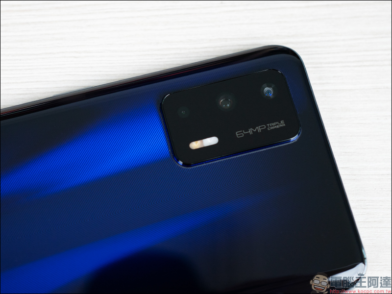 realme GT |敢越級 S888 旗艦 5G 搶先開箱、實拍動手玩 - 電腦王阿達 realme GT |敢越級 S888 旗艦 5G 搶先開箱、實拍動手玩 - 電腦王阿達