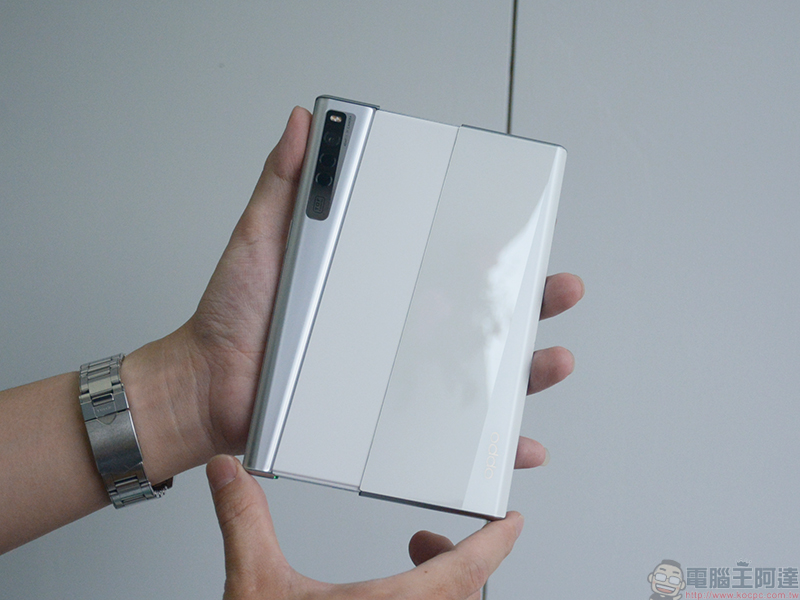 OPPO 於微風松高戶外廣場打造花園快閃店,伸縮螢幕手機壓陣展出 - 電腦王阿達 OPPO 於微風松高戶外廣場打造花園快閃店,伸縮螢幕手機壓陣展出 - 電腦王阿達