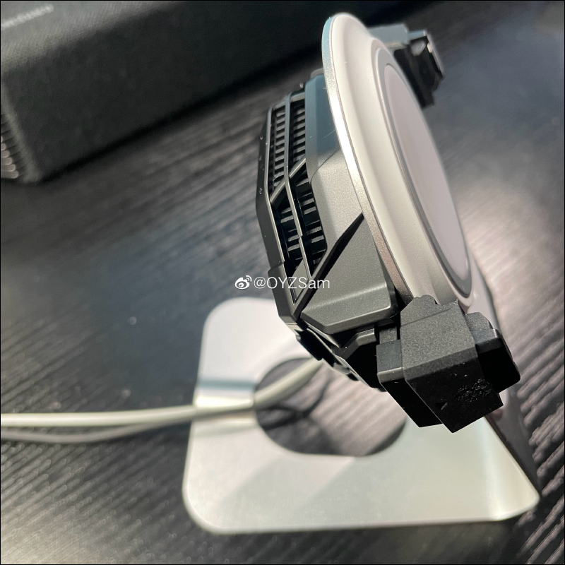 Apple MagSafe 充電座升級散熱降溫以提升充電速度?網友透過簡單 DIY 組合和簡單設定輕鬆完成 - 電腦王阿達 Apple MagSafe 充電座升級散熱降溫以提升充電速度?網友透過簡單 DIY 組合和簡單設定輕鬆完成 - 電腦王阿達