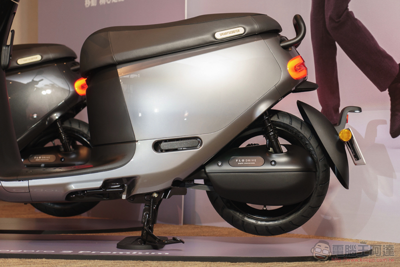 價位不變性能升級 Gogoro 2 / 3 系列新年式降臨:皮帶傳動、內建胎壓偵測「輕量化輪框」 - 電腦王阿達 價位不變性能升級 Gogoro 2 / 3 系列新年式降臨:皮帶傳動、內建胎壓偵測「輕量化輪框」 - 電腦王阿達