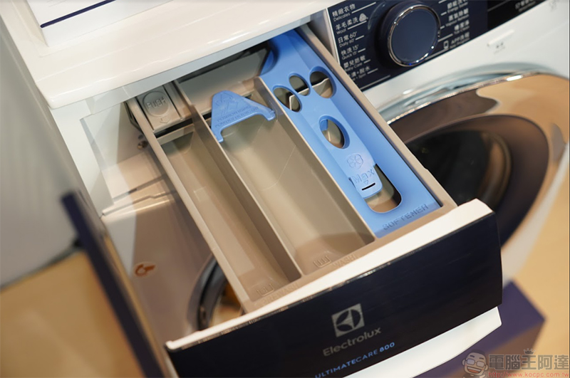 伊萊克斯極淨呵護系列滾筒洗衣機、洗脫烘衣機在台推出，呵護清潔衣物新法寶 - 電腦王阿達