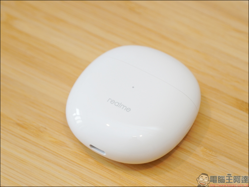 realme Buds Air 2 Neo 開箱、動手玩|敢越級再延續,同價位首款主動降噪真無線藍牙耳機!通透模式通勤更安全(同場加映:realme Buds Air 2 外觀比較) - 電腦王阿達 realme Buds Air 2 Neo 開箱、動手玩|敢越級再延續,同價位首款主動降噪真無線藍牙耳機!通透模式通勤更安全(同場加映:realme Buds Air 2 外觀比較) - 電腦王阿達