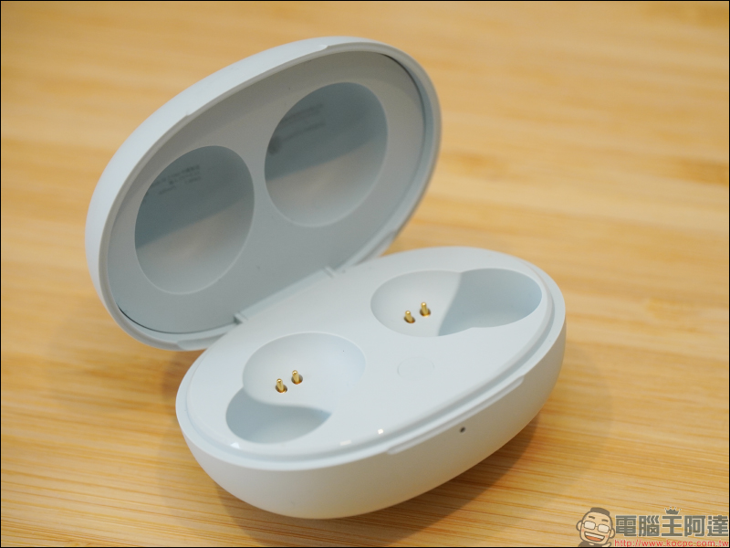 realme Buds Air 2 Neo 開箱、動手玩|敢越級再延續,同價位首款主動降噪真無線藍牙耳機!通透模式通勤更安全(同場加映:realme Buds Air 2 外觀比較) - 電腦王阿達 realme Buds Air 2 Neo 開箱、動手玩|敢越級再延續,同價位首款主動降噪真無線藍牙耳機!通透模式通勤更安全(同場加映:realme Buds Air 2 外觀比較) - 電腦王阿達