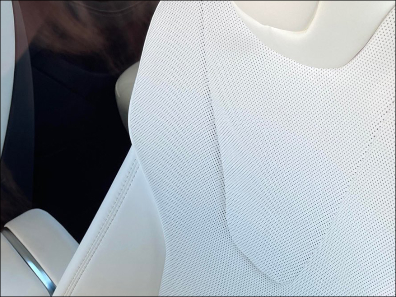 特斯拉新款 Model S 與 Model X 新版座椅曝光！傳有望搭載全新專利的液冷降溫、加熱系統 - 電腦王阿達