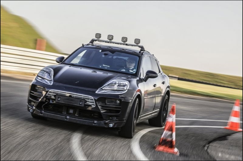 保時捷純電 Macan 原型車上場測試 (3) 保時捷純電 Macan 原型車上場測試 (3)