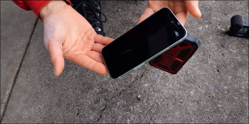 國外 YouTuber 多家 12 款知名 iPhone 12/12 Pro 保護殼的跌落測試，結果令人意外！ - 電腦王阿達