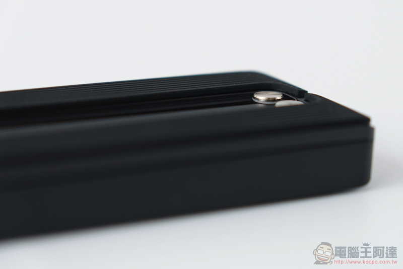 全球首款 X-Kit 集線筆電支架開箱：「多角度可調＋超可攜性」給你超極限擴充體驗（評價 / 評測 / 動手玩） - 電腦王阿達