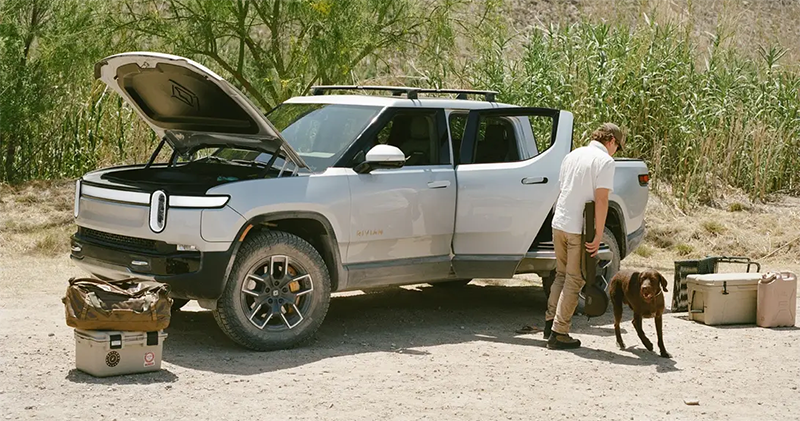 Rivian R1T 電動貨卡拼細節決勝:內建空壓機(!)與隱藏冰箱空間 - 電腦王阿達 Rivian R1T 電動貨卡拼細節決勝:內建空壓機(!)與隱藏冰箱空間 - 電腦王阿達