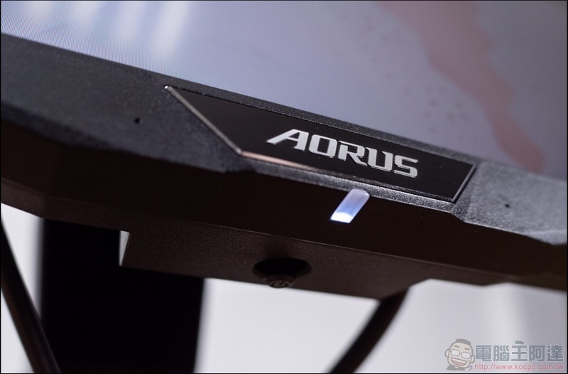 AORUS FI32Q Gaming Monitor 開箱 - 17