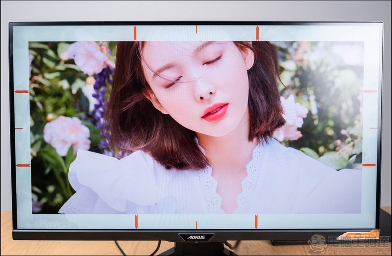 AORUS FI32Q Gaming Monitor 開箱 - 25 AORUS FI32Q Gaming Monitor 開箱 - 25