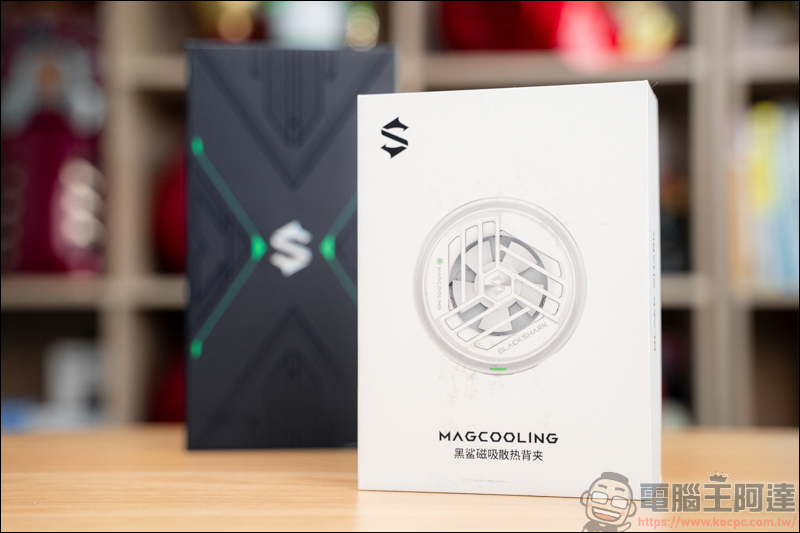 BLACK SHARK 黑鯊冰封磁吸散熱器,第一款支援 MagSafe 的手機散熱器,雙平台都可用! - 電腦王阿達 BLACK SHARK 黑鯊冰封磁吸散熱器,第一款支援 MagSafe 的手機散熱器,雙平台都可用! - 電腦王阿達