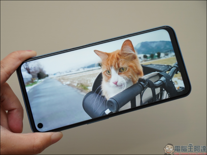realme 8 5G 開箱動手玩|登入 5G・越級體驗!全台首搭載天璣 700 5G 處理器,全新夜景濾鏡、5000mAh 大電量 - 電腦王阿達 realme 8 5G 開箱動手玩|登入 5G・越級體驗!全台首搭載天璣 700 5G 處理器,全新夜景濾鏡、5000mAh 大電量 - 電腦王阿達