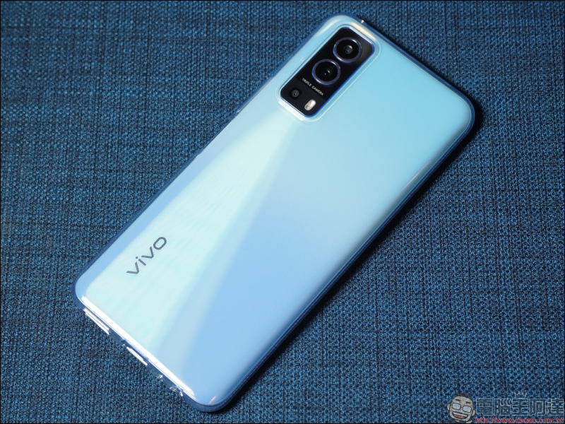 vivo Y52 5G 開箱動手玩|4800 萬像素相機、5G 雙卡雙待、5000mAh 大電量超持久續航的生活影像玩家 - 電腦王阿達 vivo Y52 5G 開箱動手玩|4800 萬像素相機、5G 雙卡雙待、5000mAh 大電量超持久續航的生活影像玩家 - 電腦王阿達