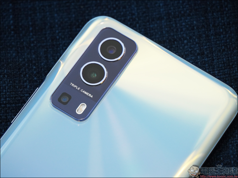 vivo Y52 5G 開箱動手玩|4800 萬像素相機、5G 雙卡雙待、5000mAh 大電量超持久續航的生活影像玩家 - 電腦王阿達 vivo Y52 5G 開箱動手玩|4800 萬像素相機、5G 雙卡雙待、5000mAh 大電量超持久續航的生活影像玩家 - 電腦王阿達