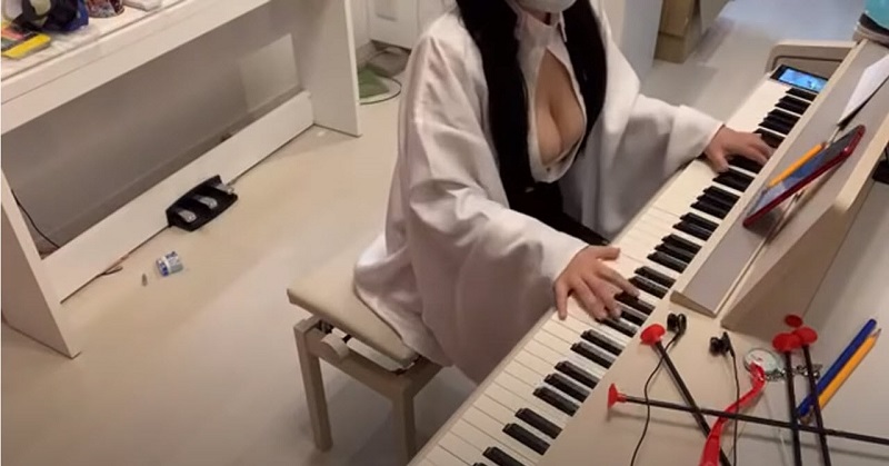 鋼琴Youtuber utamenma 露事業線還會有多視角 - 電腦王阿達 鋼琴Youtuber utamenma 露事業線還會有多視角 - 電腦王阿達