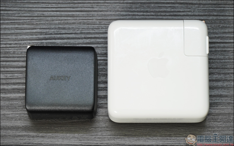 AUKEY Omnia 氮化鎵GaN系列充電器開箱動手玩|打造高品質數位生活, iPhone、iPad 、MacBook 系列快充必備! - 電腦王阿達 AUKEY Omnia 氮化鎵GaN系列充電器開箱動手玩|打造高品質數位生活, iPhone、iPad 、MacBook 系列快充必備! - 電腦王阿達