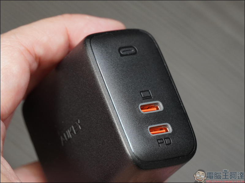 AUKEY Omnia 氮化鎵GaN系列充電器開箱動手玩|打造高品質數位生活, iPhone、iPad 、MacBook 系列快充必備! - 電腦王阿達 AUKEY Omnia 氮化鎵GaN系列充電器開箱動手玩|打造高品質數位生活, iPhone、iPad 、MacBook 系列快充必備! - 電腦王阿達