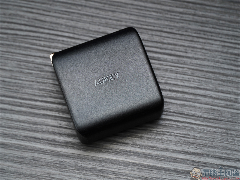 AUKEY Omnia 氮化鎵GaN系列充電器開箱動手玩|打造高品質數位生活, iPhone、iPad 、MacBook 系列快充必備! - 電腦王阿達 AUKEY Omnia 氮化鎵GaN系列充電器開箱動手玩|打造高品質數位生活, iPhone、iPad 、MacBook 系列快充必備! - 電腦王阿達