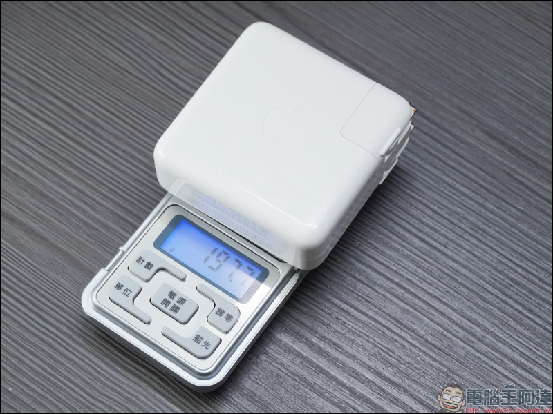 AUKEY Omnia 氮化鎵GaN系列充電器開箱動手玩|打造高品質數位生活, iPhone、iPad 、MacBook 系列快充必備! - 電腦王阿達 AUKEY Omnia 氮化鎵GaN系列充電器開箱動手玩|打造高品質數位生活, iPhone、iPad 、MacBook 系列快充必備! - 電腦王阿達