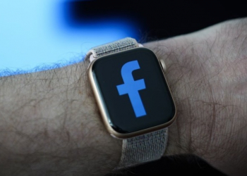 傳 Facebook 明年將推出首款智慧手錶，最大賣點在照相 - 電腦王阿達