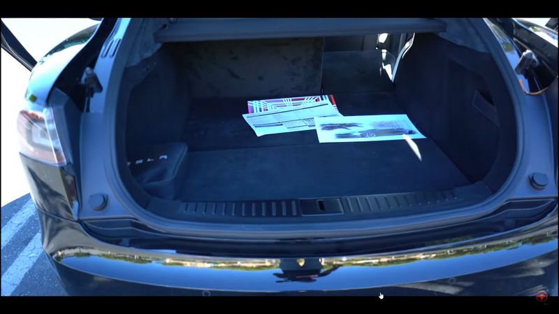 新款 Tesla Model S Plaid 國外車主深入體驗心得分享(內有影片),Yoke 方向盤很讚,但需時間熟悉 - 電腦王阿達 新款 Tesla Model S Plaid 國外車主深入體驗心得分享(內有影片),Yoke 方向盤很讚,但需時間熟悉 - 電腦王阿達