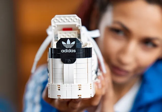 樂高將推出「LEGO adidas Originals Superstar」經典還原adidas Superstar 鞋款 - 電腦王阿達