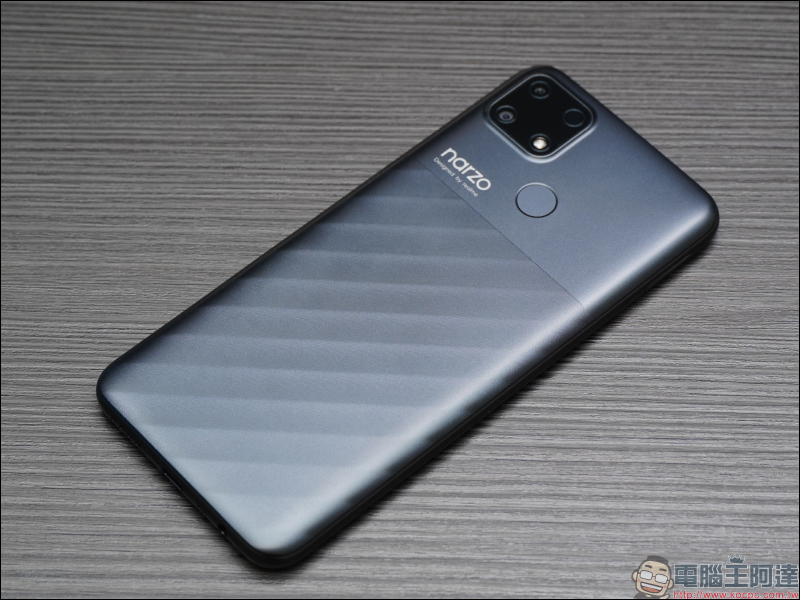 realme narzo 30A 開箱動手玩|6000mAh 超大電量平民遊戲機,四千有找 - 電腦王阿達 realme narzo 30A 開箱動手玩|6000mAh 超大電量平民遊戲機,四千有找 - 電腦王阿達