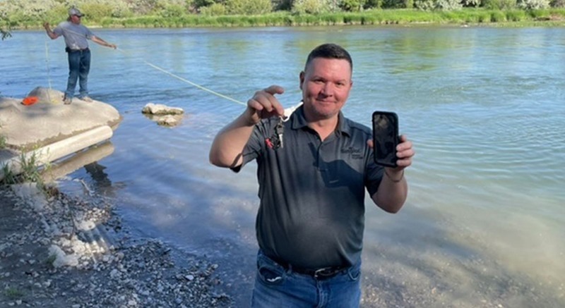 iPhone-Survives-Three-Days-in-River-Idaho iPhone-Survives-Three-Days-in-River-Idaho