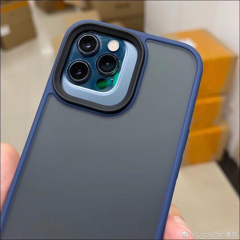 疑似 iPhone 13 Pro 系列保護殼曝光,相機模組面積相較前一代再放大 - 電腦王阿達 疑似 iPhone 13 Pro 系列保護殼曝光,相機模組面積相較前一代再放大 - 電腦王阿達