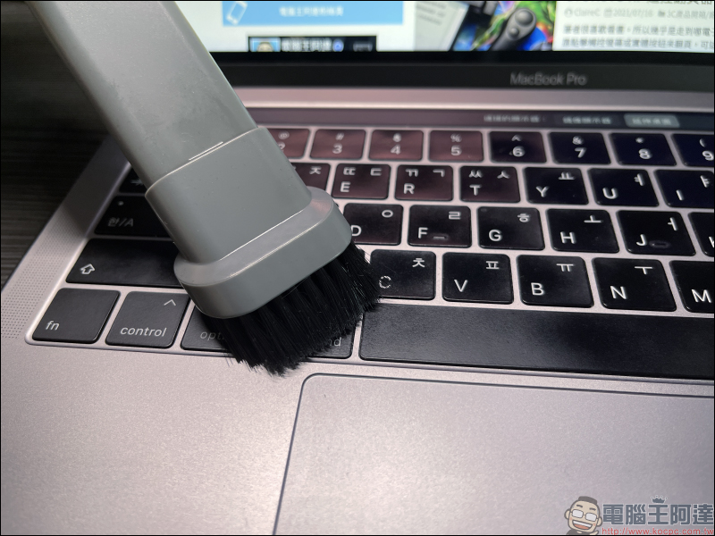 Kamera 充電式無線吸塵器 KA-V11 開箱|吹吸兩用、強大吸力!車用居家吸塵、真空抽氣都好用,隨手清潔好幫手 - 電腦王阿達 Kamera 充電式無線吸塵器 KA-V11 開箱|吹吸兩用、強大吸力!車用居家吸塵、真空抽氣都好用,隨手清潔好幫手 - 電腦王阿達