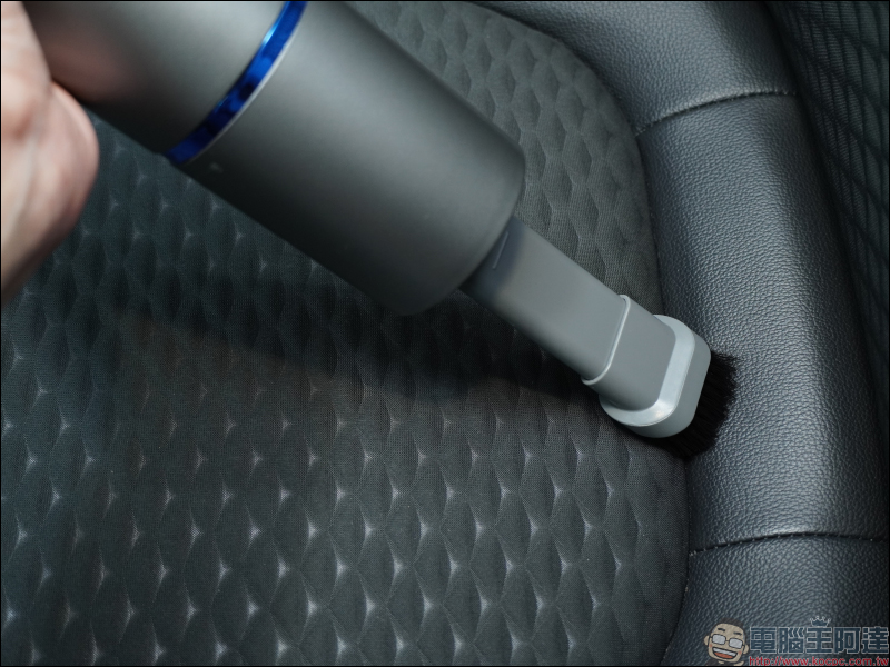 Kamera 充電式無線吸塵器 KA-V11 開箱|吹吸兩用、強大吸力!車用居家吸塵、真空抽氣都好用,隨手清潔好幫手 - 電腦王阿達 Kamera 充電式無線吸塵器 KA-V11 開箱|吹吸兩用、強大吸力!車用居家吸塵、真空抽氣都好用,隨手清潔好幫手 - 電腦王阿達