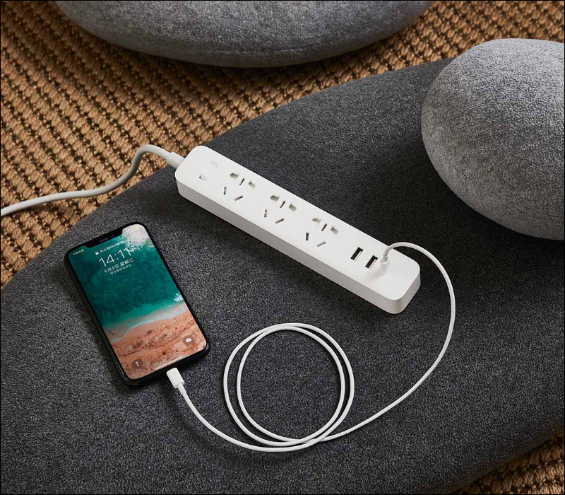 小米延長線 20W 快充版(2A1C)眾籌推出:尺寸更小巧、Type-C 支持 iPhone 12 直接連接 20W 無線快充 - 電腦王阿達 小米延長線 20W 快充版(2A1C)眾籌推出:尺寸更小巧、Type-C 支持 iPhone 12 直接連接 20W 無線快充 - 電腦王阿達