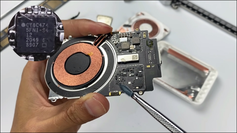 Apple 原廠的 MagSafe 外接式電池被拆解,內部採用雙電池設計 - 電腦王阿達 Apple 原廠的 MagSafe 外接式電池被拆解,內部採用雙電池設計 - 電腦王阿達